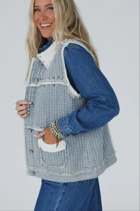 Stonebrook Sleeveless Stud Top - Blue