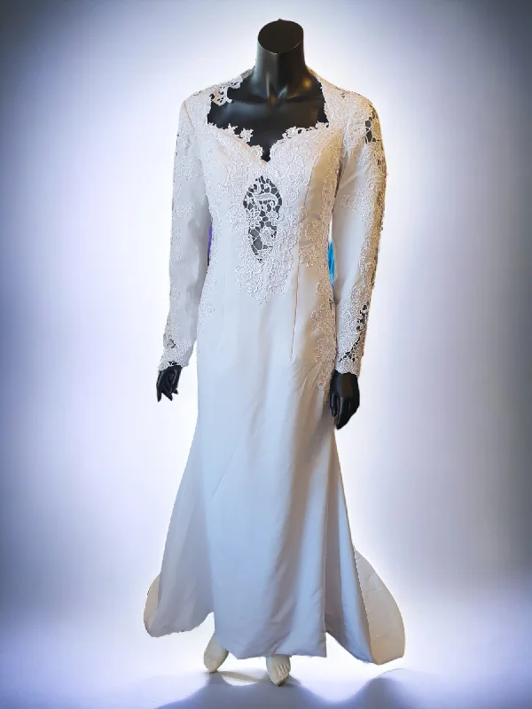 White Fit & Flare, Size 10 Simple Satin Gown
