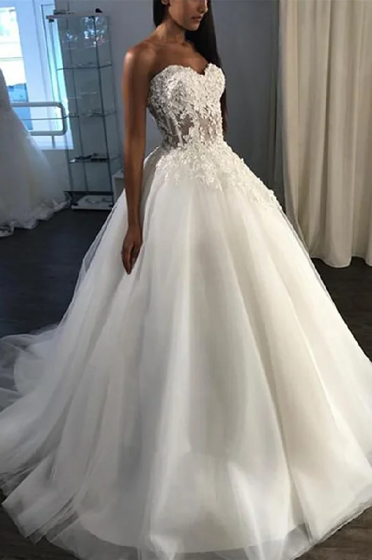Elegant Sweetheart Strapless A Line With Lace Appliques Ball Gown Wedding Dresses Chic Wedding Gown Elegant Sweetheart Strapless A Line With Lace Appliques Ball Gown Wedding Dresses Chic Wedding Gown