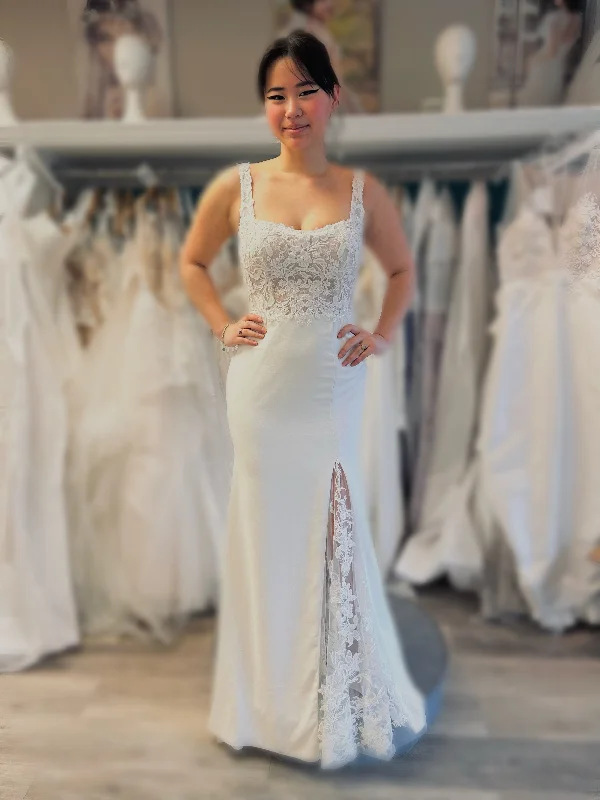 Justin Alexander 88297 Wedding Dress Sample Romantic Satin Dress