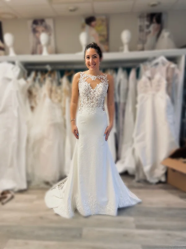 Lillian West 66236 Wedding Dress Sample Classic Lace Gown
