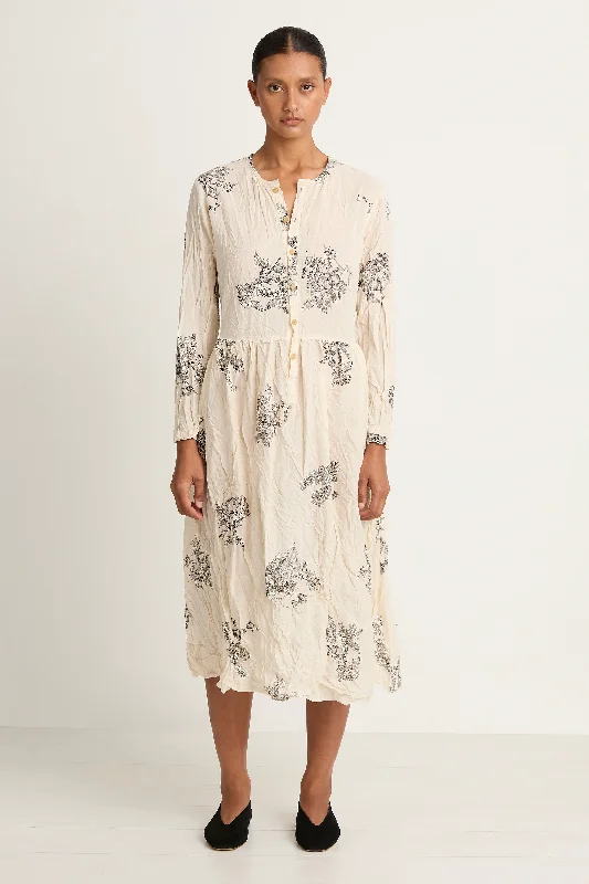 Pas De Calais Friends Of The Forest Print Dress - Natural Must-have floral dresses for this season